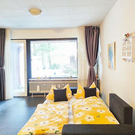 Ferienwohnung Schoene Wohnung 2D-Gebaeude Mit Mini-Garten Schönwald Exterior photo